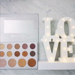 Carli Bybel Palette
